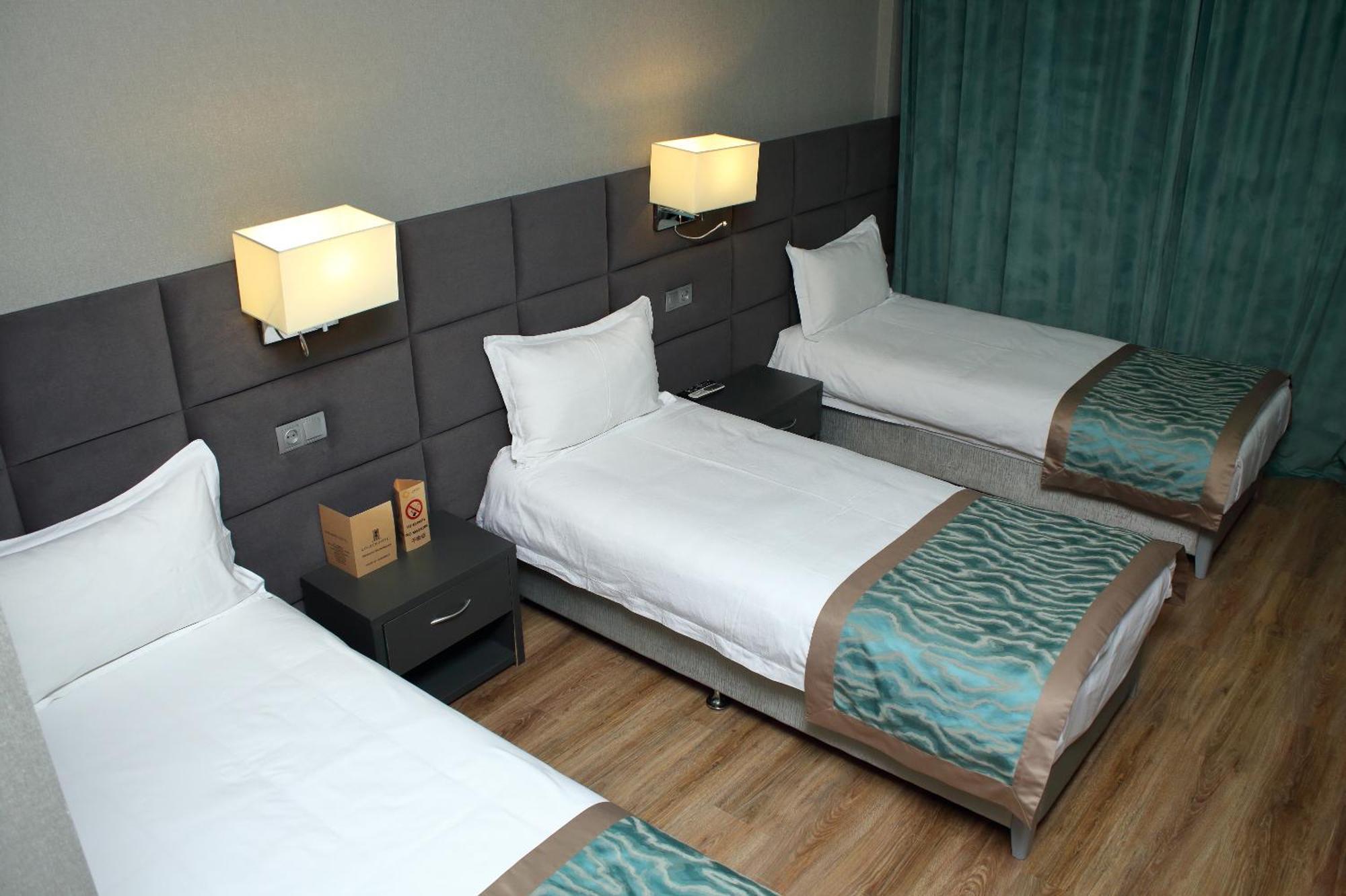 Golden Hotel بيشكيك المظهر الخارجي الصورة