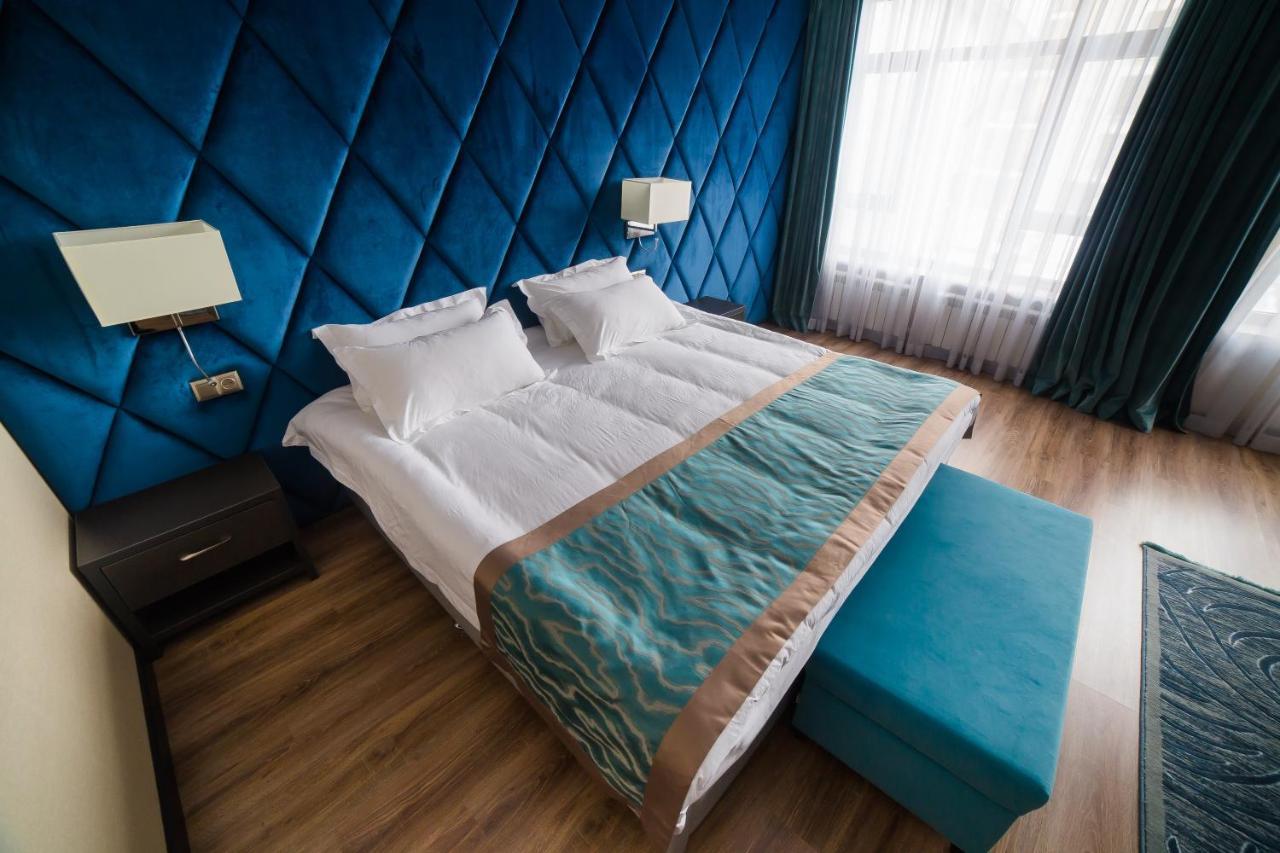 Golden Hotel بيشكيك المظهر الخارجي الصورة